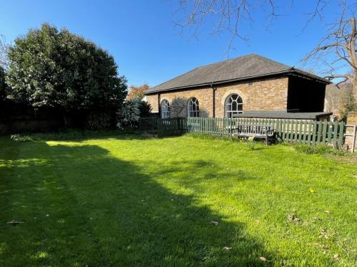 Quaker Meeting House, 289 High Street, Berkhamsted, HP4