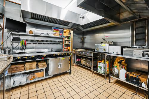 309-313 New Kings Road, Fulham, London, SW6