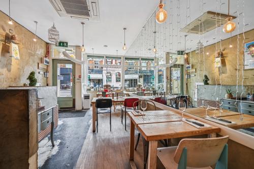 309-313 New Kings Road, Fulham, London, SW6