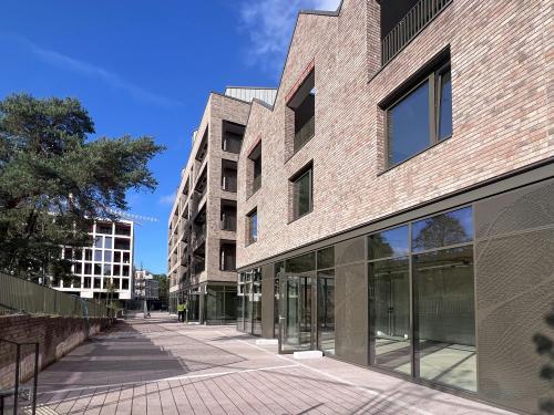 Units 1-5 Partiff Way & 24 Dartmouth Avenue Sheerwater, Woking, GU21