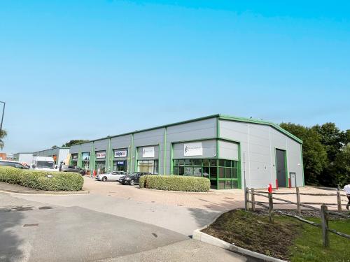 Unit C3, York Road Trade Centre, York Road, Burgess Hill, RH15