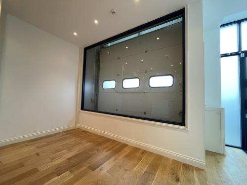 Unit 9, The Glenmore Centre, Moat Way, Ashford, TN24