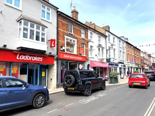 24 Duke Street, Henley-on-Thames, RG9