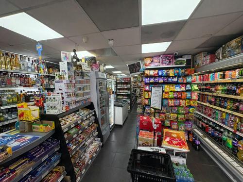 140 Queens Road, Beeston, Nottingham, NG9