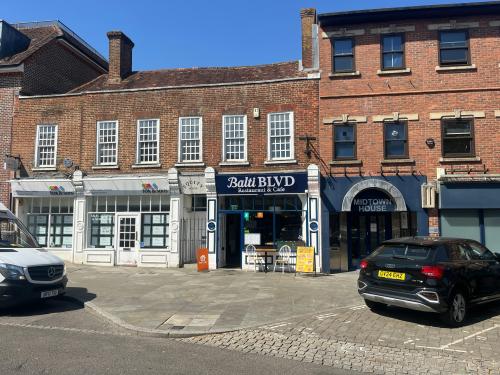 36 High Street, Crawley, RH10