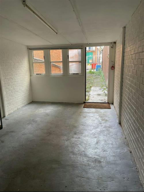 1A High Street, Chippenham, SN15