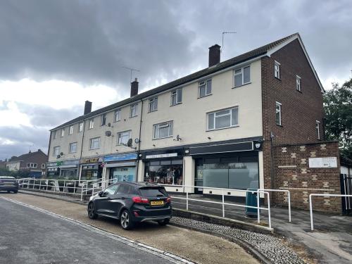 / 27 27a Gloucester Road, Maidenhead, SL6