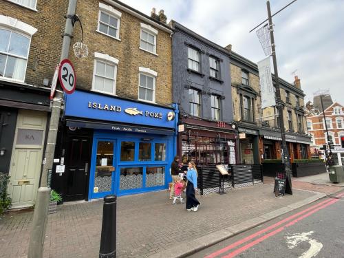 6 Northcote Road, Clapham Junction, London, SW11