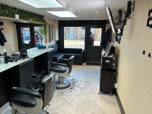 28-28b Church Street, Crawley, RH11