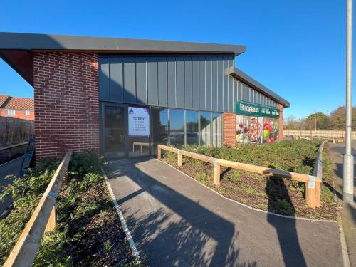 Unit B, 9 Sorley Road, Stowmarket, IP14