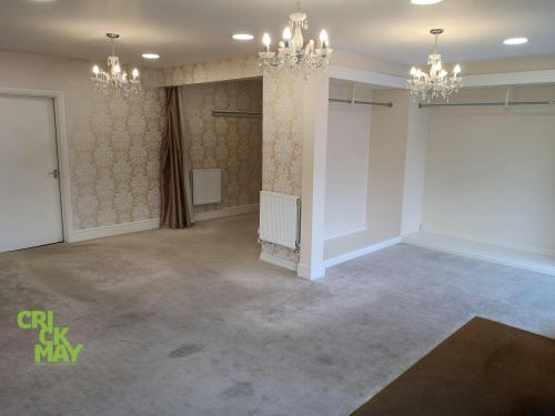 2 High Street, Storrington, RH20