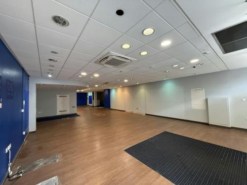 3 High Street, Walton on Thames, KT12