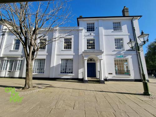Richmond House, Medwin Walk Unit, Carfax, Horsham, RH12