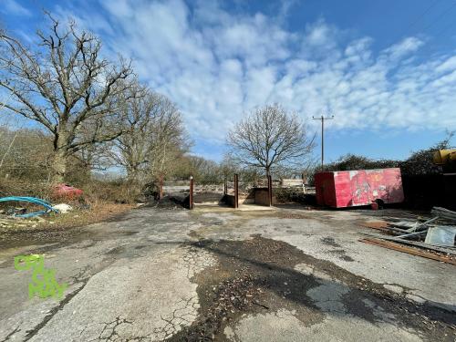 Former EP Clark Yard, Billingshurst Road, Wisborough Green, RH14