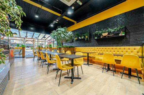 93 Stroud Green Road, Finsbury Park, London, N14