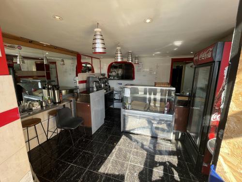 350 Hoe Street, Walthamstow, London, E17