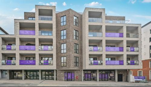 Mera Heights, Firgrove Road, Farnborough, GU14