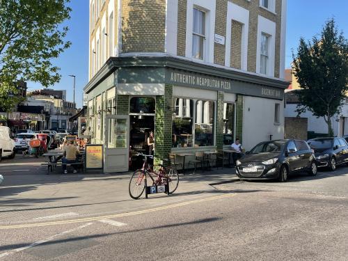 184 Well Street, Hackney, London, E9