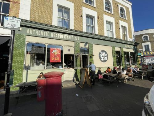 184 Well Street, Hackney, London, E9