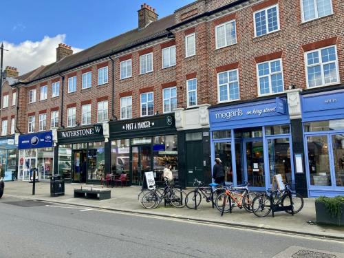 21 King Street, Twickenham, TW1