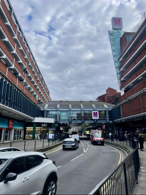 119 High Road, Wood Green, London, N22