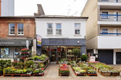 223 Upper Richmond Road, Putney, London, SW15