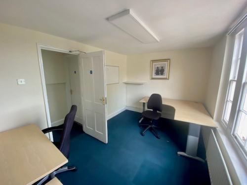 74 Bartholomew Street, Newbury, RG14
