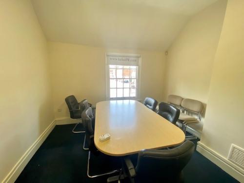 74 Bartholomew Street, Newbury, RG14