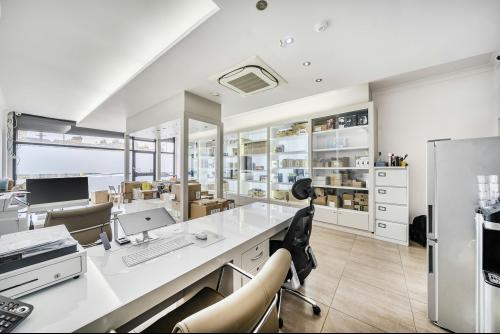 72 Pinner Green, Pinner, HA5