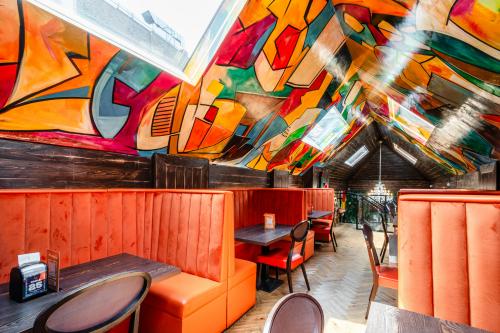 94 Brick Lane, Spitalfields, London, E1