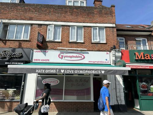 76 Victoria Road, Ruislip Manor, HA4