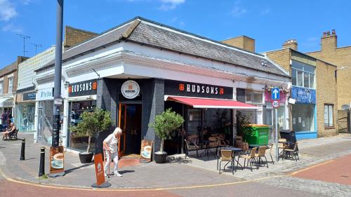 131/133 Mortimer Street, Herne Bay, CT6