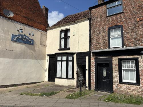 Little Peack & Adjoining Land, 53 Wormgate, Boston, PE21