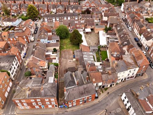 Little Peack & Adjoining Land, 53 Wormgate, Boston, PE21