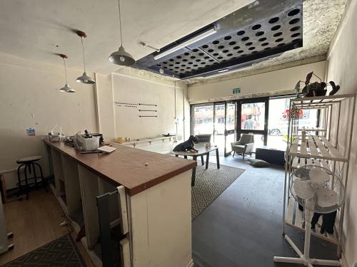 3 Central Parade, Hoe Street, Walthamstow, London, E17