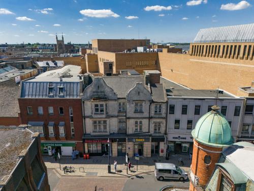 33a & 33b Westgate, Peterborough, PE1