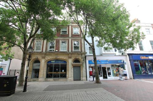 139-141 High Street, Poole, BH15