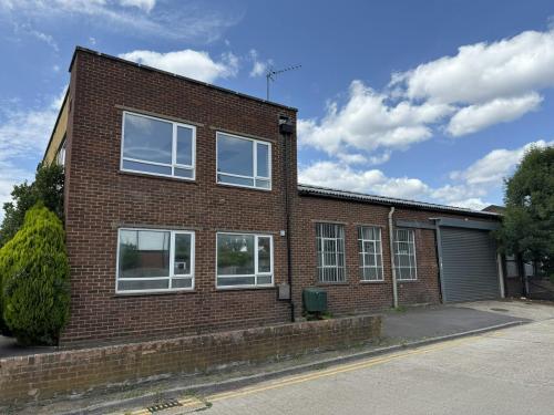 High Street, Factory A, Woking, GU22
