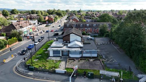 Lisburne Lane, Golden Hind, Stockport, SK2