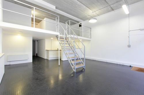 Unit 2 Larch Court, Royal Oak Yard, Southwark, London, SE1