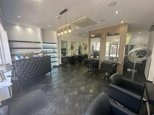 7 Lion & Lamb Yard, Farnham, GU9
