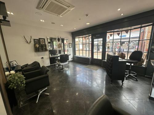 7 Lion & Lamb Yard, Farnham, GU9