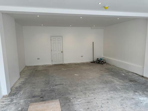 10 Windsor Street, Chertsey, KT16