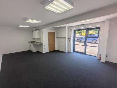 Unit 2, Larchwood Business Centre, Larchwood Avenue, Havant, PO9