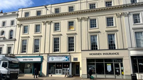 160-164 The Parade, Leamington Spa, CV32