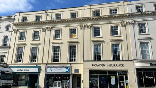 160-164 The Parade, Leamington Spa, CV32