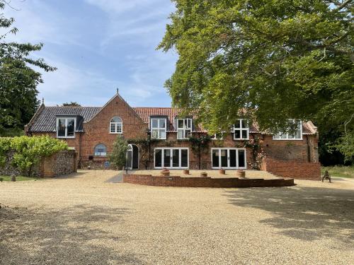 The Old Stables Brancaster Hall, Main Road, Kings Lynn, PE31