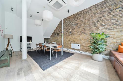 96a Curtain Road, Shoreditch, London, EC2A