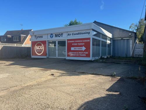 Garage / Workshop Unit, Blounts Court Road, Peppard Common, Henley-on-Thames, RG9