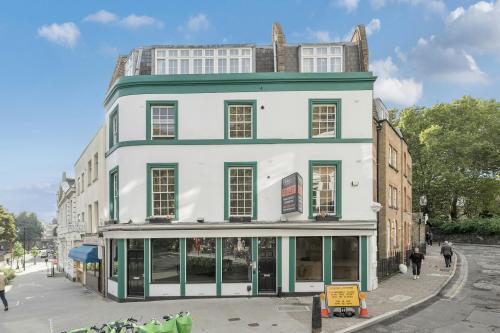 The Green House, 41-42 Clerkenwell Green, Clerkenwell, London, EC1R